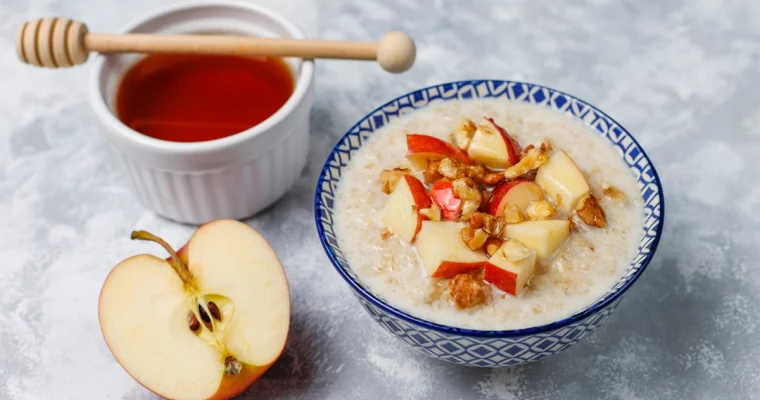 SLOW COOKER OATMEAL FOR SENIORS